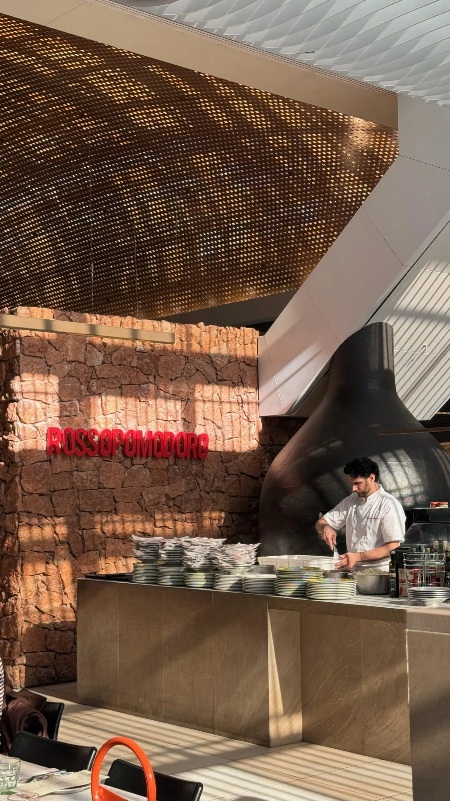 Pizza og vin: Illum inviterer til italiensk aften