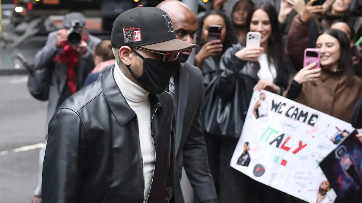 Sangeren Chris Brown får otte måneders betinget fængsel i voldssag
