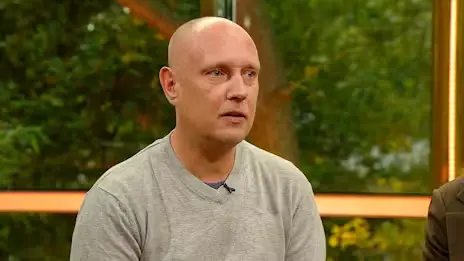 Da hans kollega spurgte, om han havde brug for hjælp, brød han sammen - TV 2