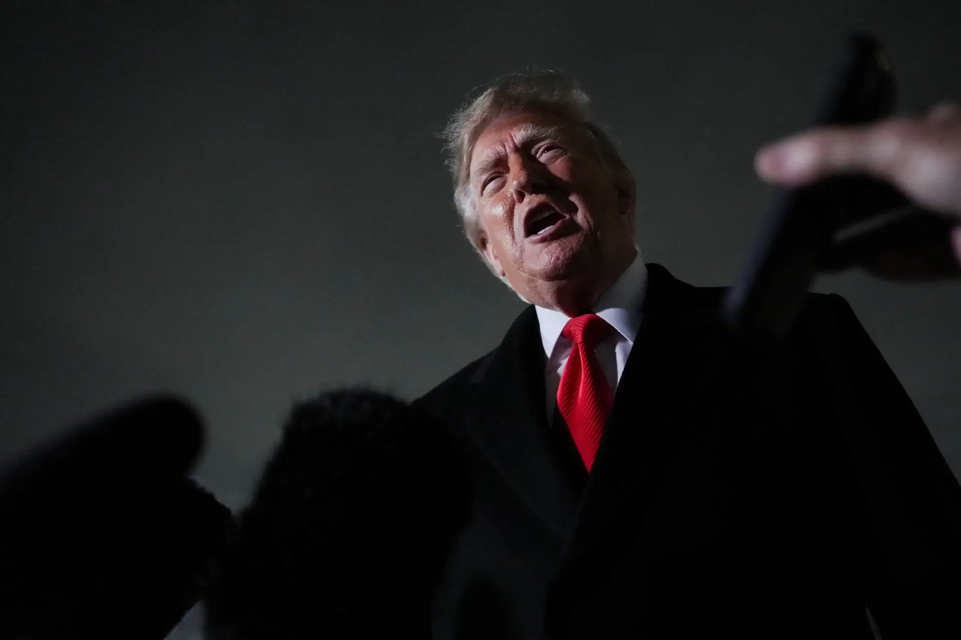 Amerikansk ministerium efterforsker tv-stationer efter boykot af Trump
