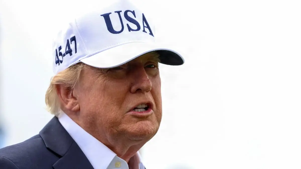 Trump vil ikke skrue ned for AI-tempoet: 'Den, der vinder AI, vinder'