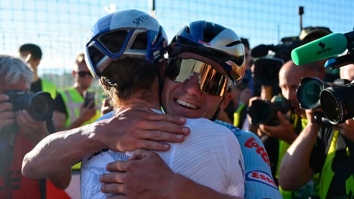 Belgisk stjerne vinder EM-guld trods styrt på næstsidste omgang