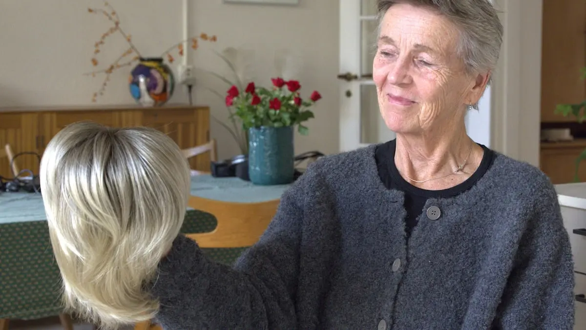 Efter tre overlæger er blevet fyret på Rigshospitalet, frygter hun at kræften vender tilbage: 'Jeg ved simpelt hen ikke, hvor jeg skal gå hen'