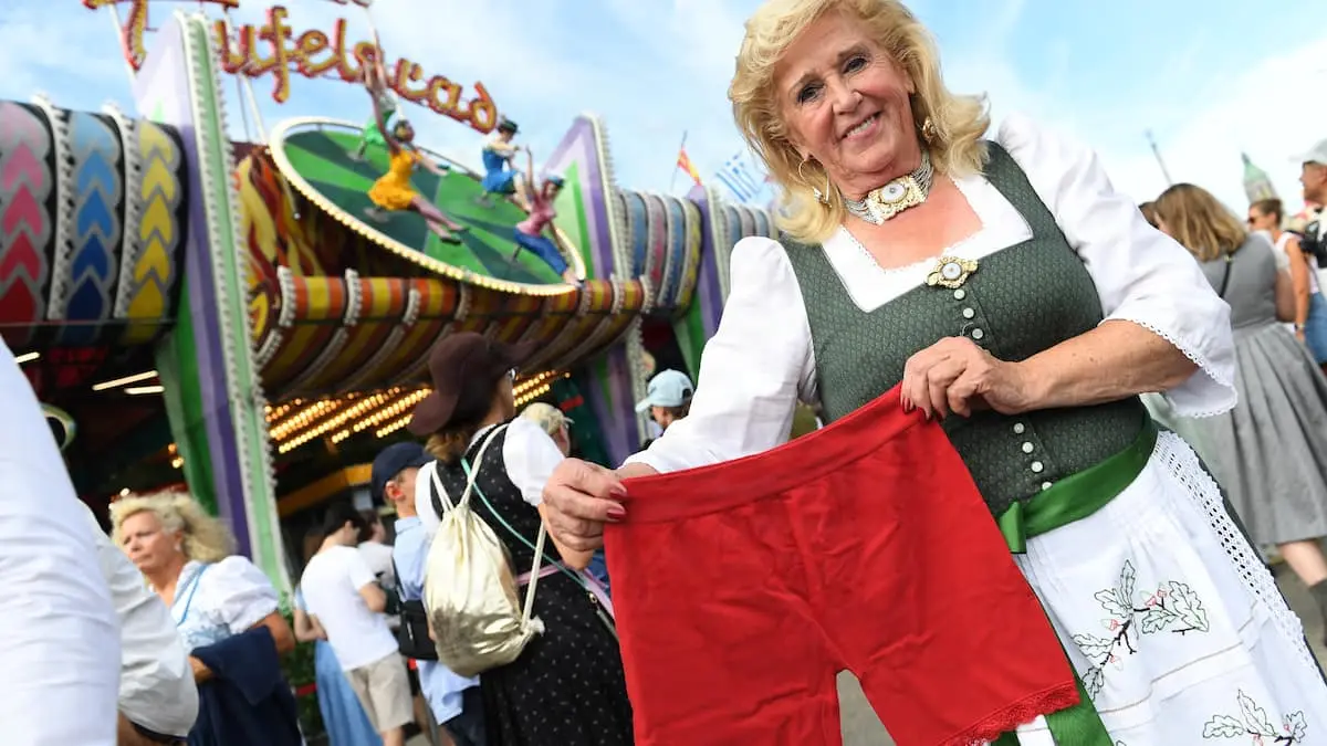 Deler cykelshorts ud: Oktoberfest-forlystelse sætter ind mod uønskede videoer af kvinders undertøj