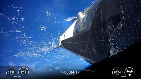 Kæmperaket lastet med satellitter er sendt i kredsløb om Jorden - TV 2