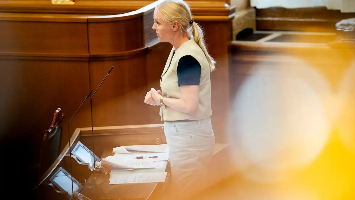 Minister kaldt i samråd efter sommerens togkaos: 'Dybt utilfredsstillende'