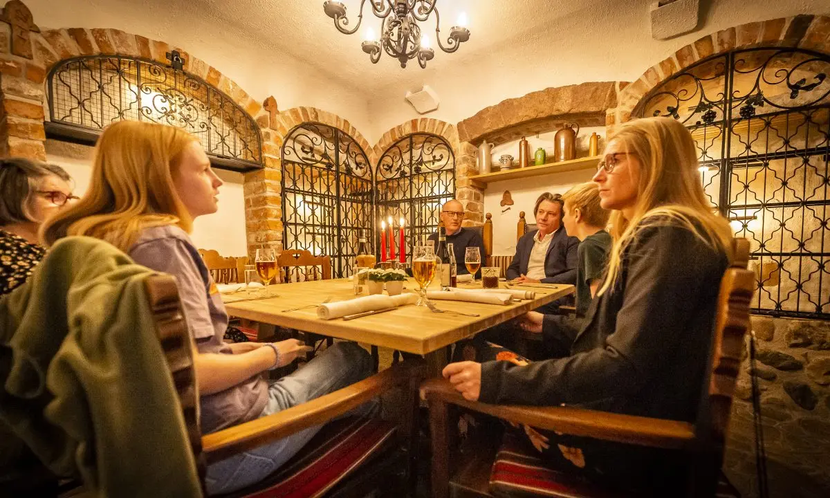 Igen i år kan du fejre Mortens Aften på Den Gamle Kro