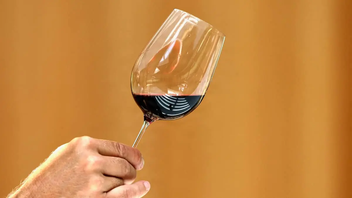 'To lastbiler kan ikke bare forsvinde ud i den blå luft': Vin for millioner stjålet i Toscana