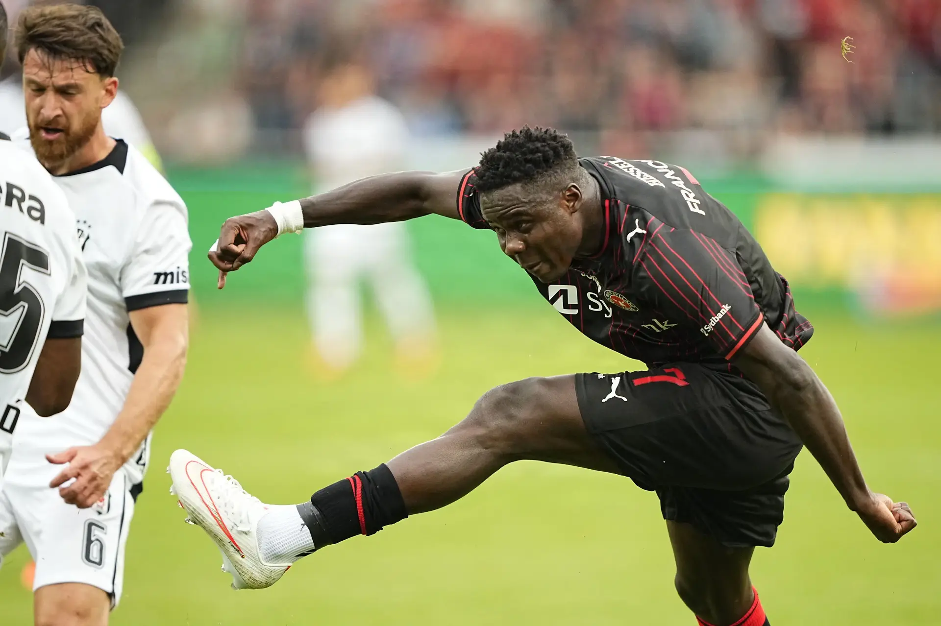 FC Midtjylland ser igen rødt i ny nedtur mod Besiktas