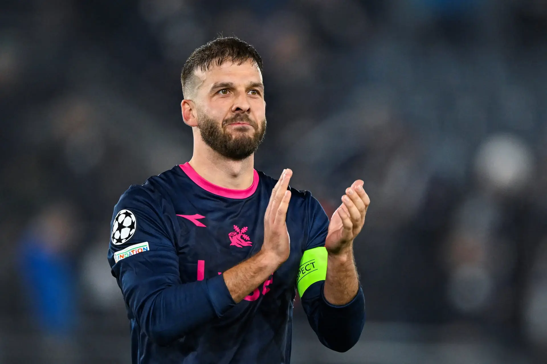 Viking-anfører stikker til verdensstjerne efter norsk sensation