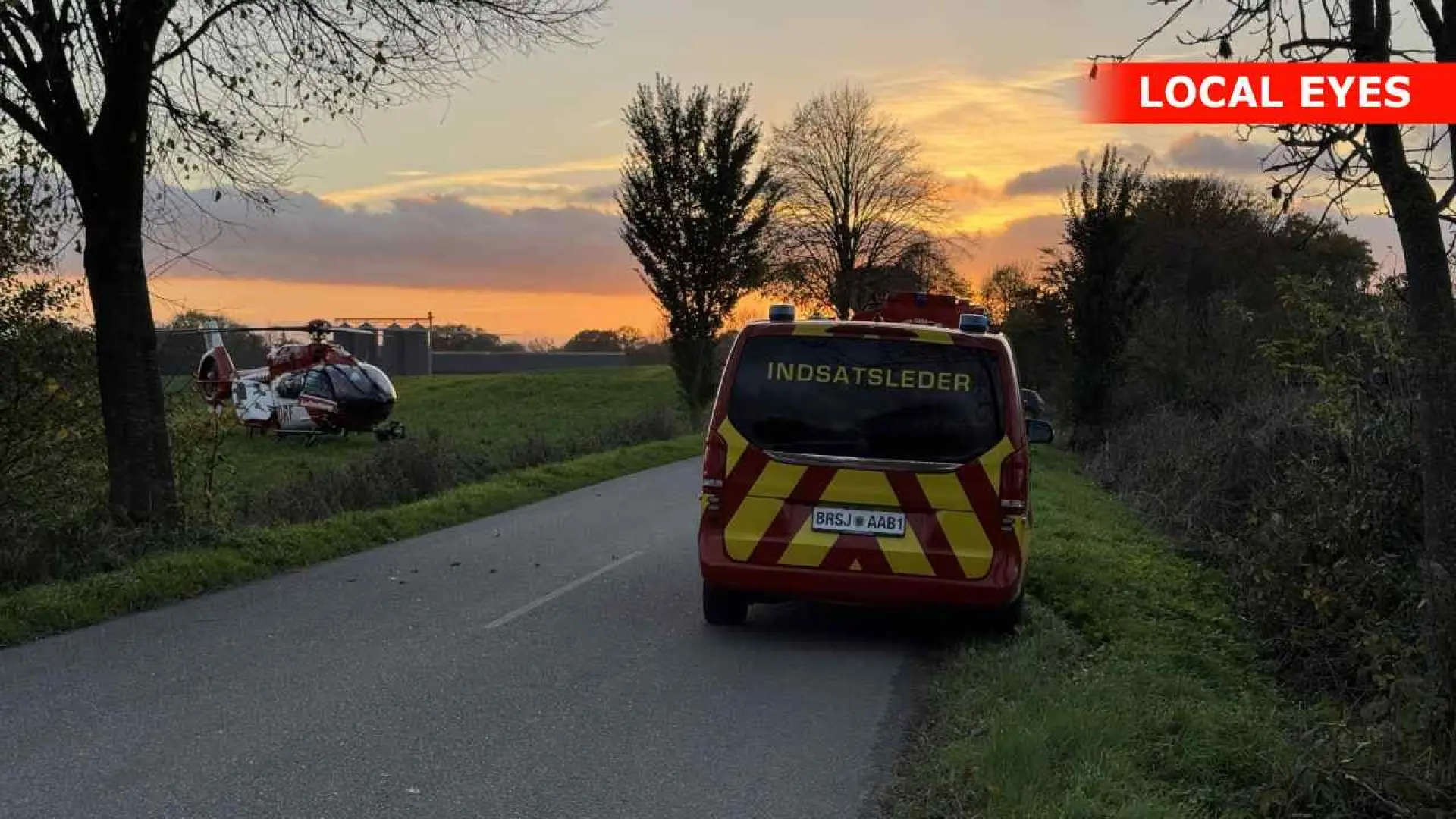 Ulykke på landevej: Politi, brandvæsen og helikopter tilkaldt