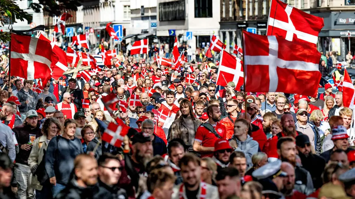 Det Danske Folk holder ny demo i dag: 'Folk i uniform er ikke velkomne'