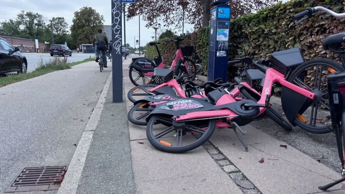 Rekordmange klager - Se hvor udlejningscykler og løbehjul flyder mest i København