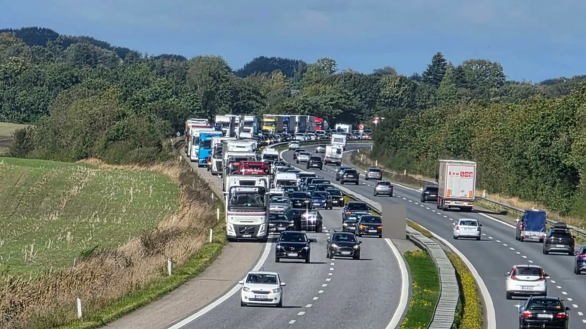 Der var op til 30 minutters kø efter uheld