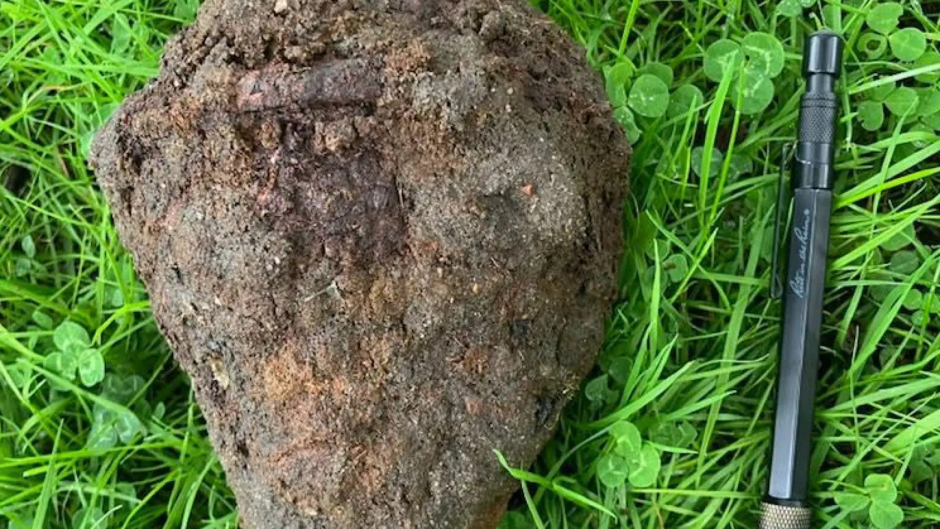 Finder efterladenskaber fra panserværnsvåben ved kaserne