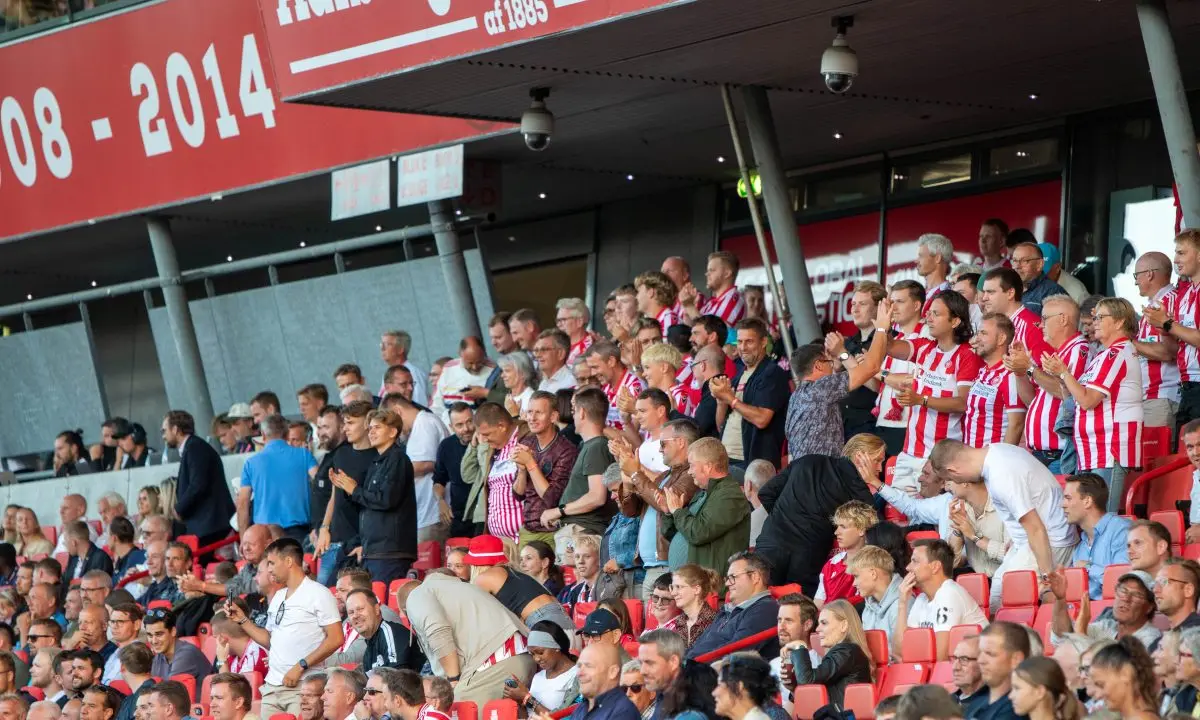 Efter måneders boykot: Nu vender den berømte AaB-stemning tilbage på stadion