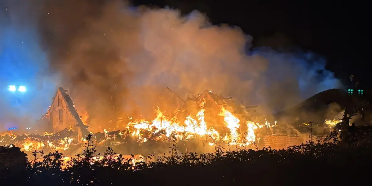 Voldsom brand i boligkvarter på Fyn