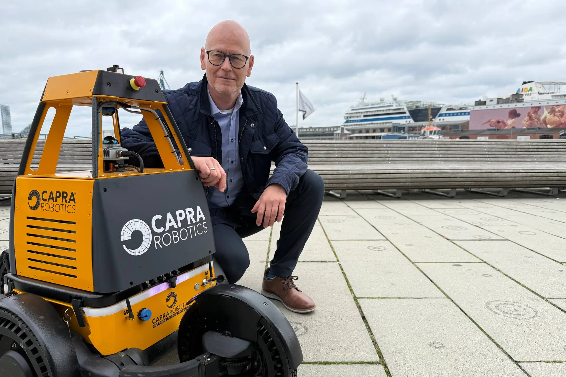 Robot skal afværge brækkede lemmer og hjælpe snehærgede veje, der ellers ofte må vente - Din Avis