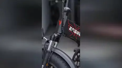 Far troede han købte en lovlig elcykel, men så blev sønnen sigtet af politiet - TV 2