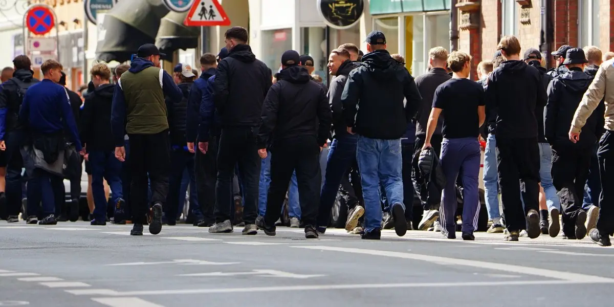 Video viser myriade af FCK-fans ankomme til Odense