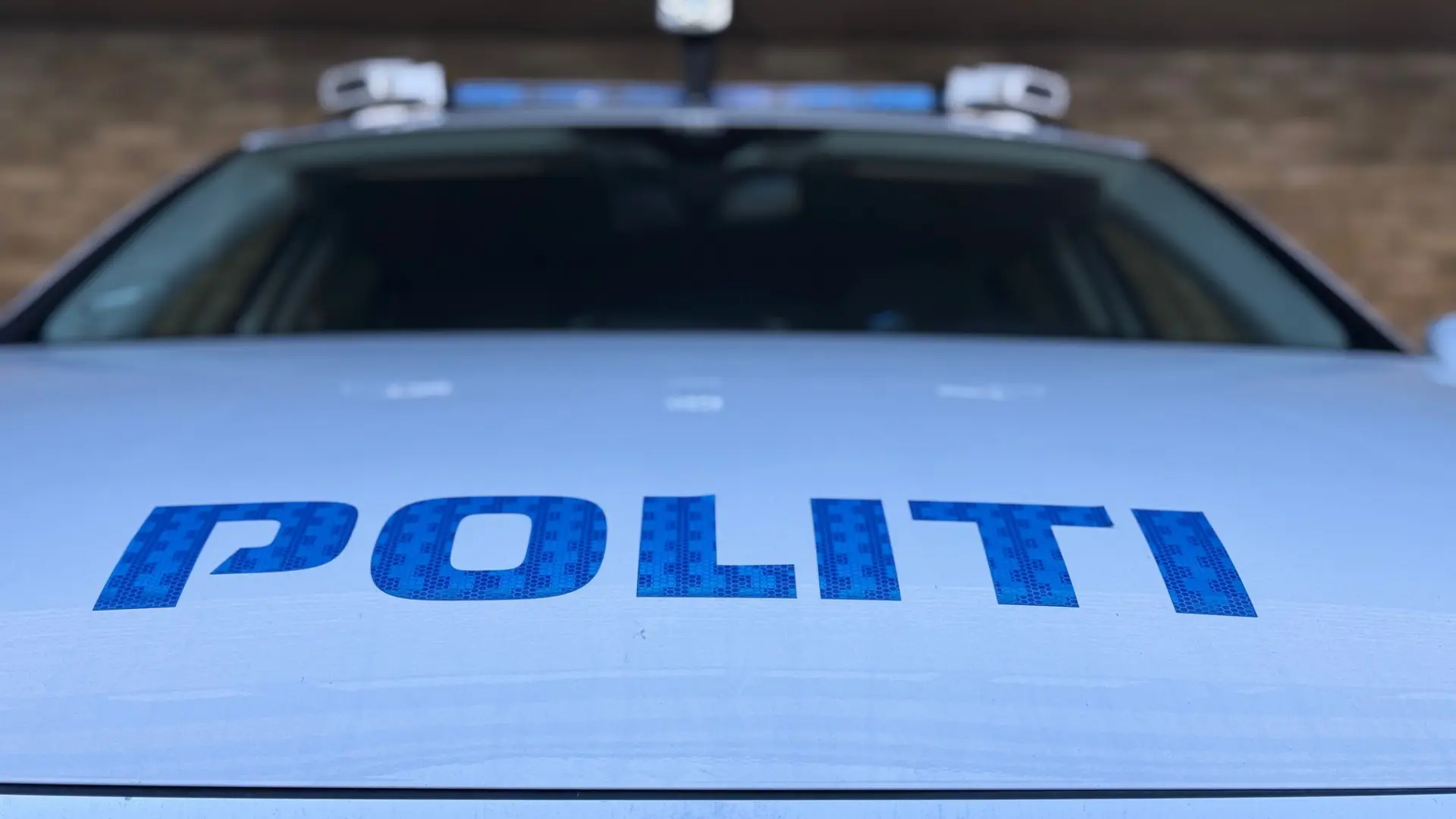 37-årig sparkede ekskæreste i hovedet - truede også med at slå hende ihjel