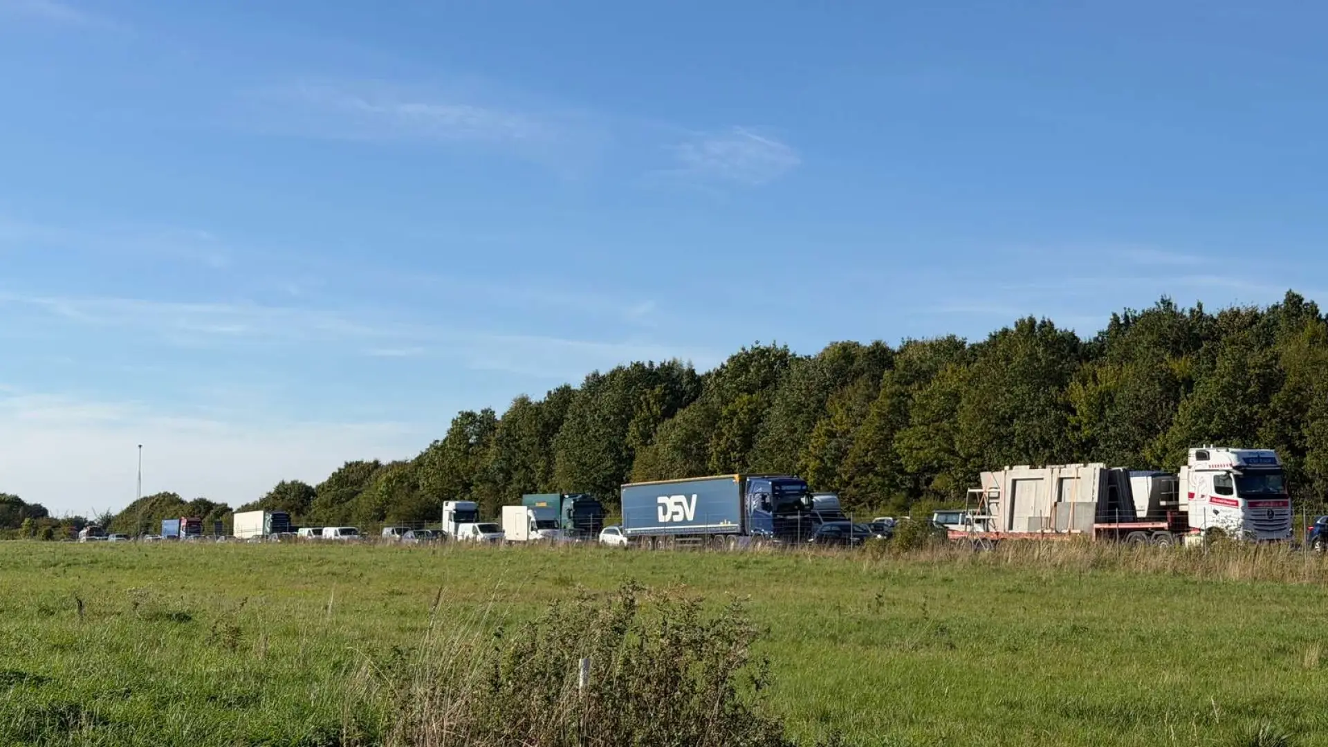 Uheld gav op til 30 minutters kø på motorvej