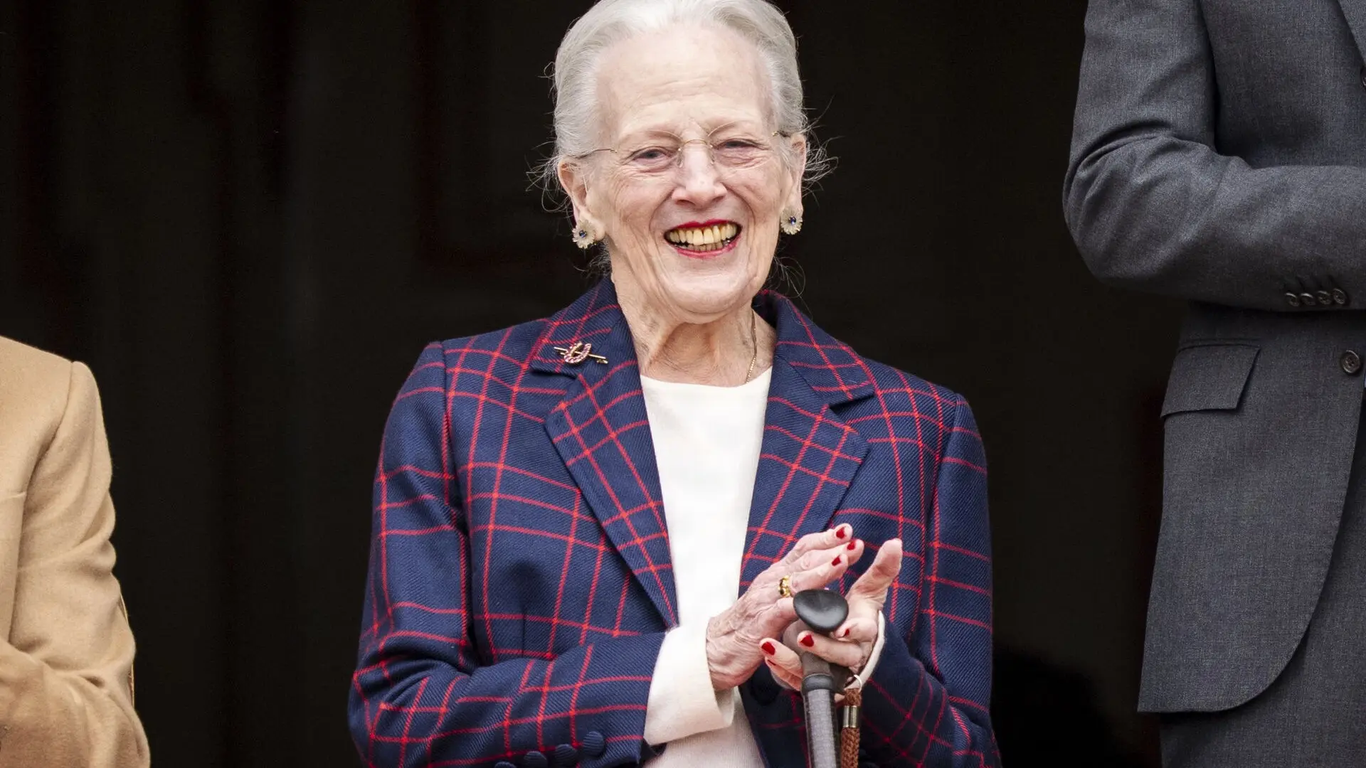 Dronning Margrethe udskrevet fra Rigshospitalet