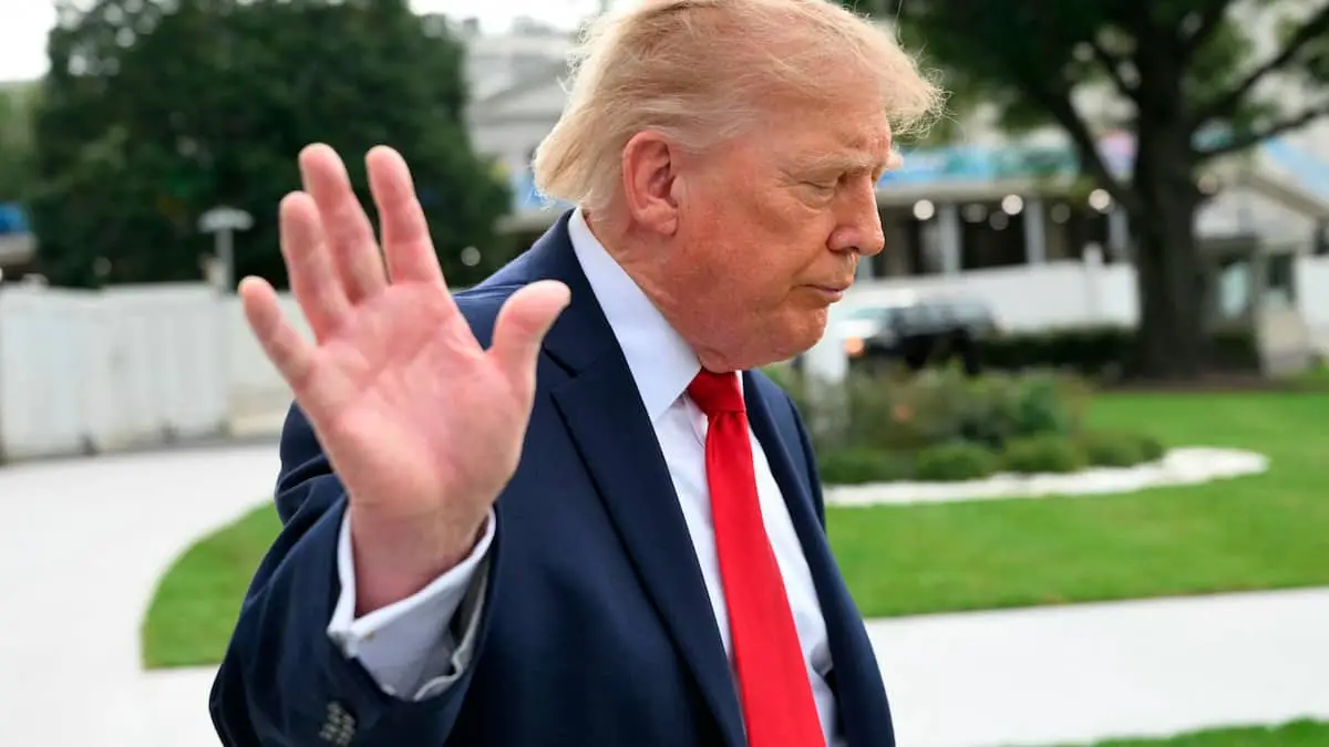 Trump afviser Irans forslag om genåbning af Hormuzstrædet