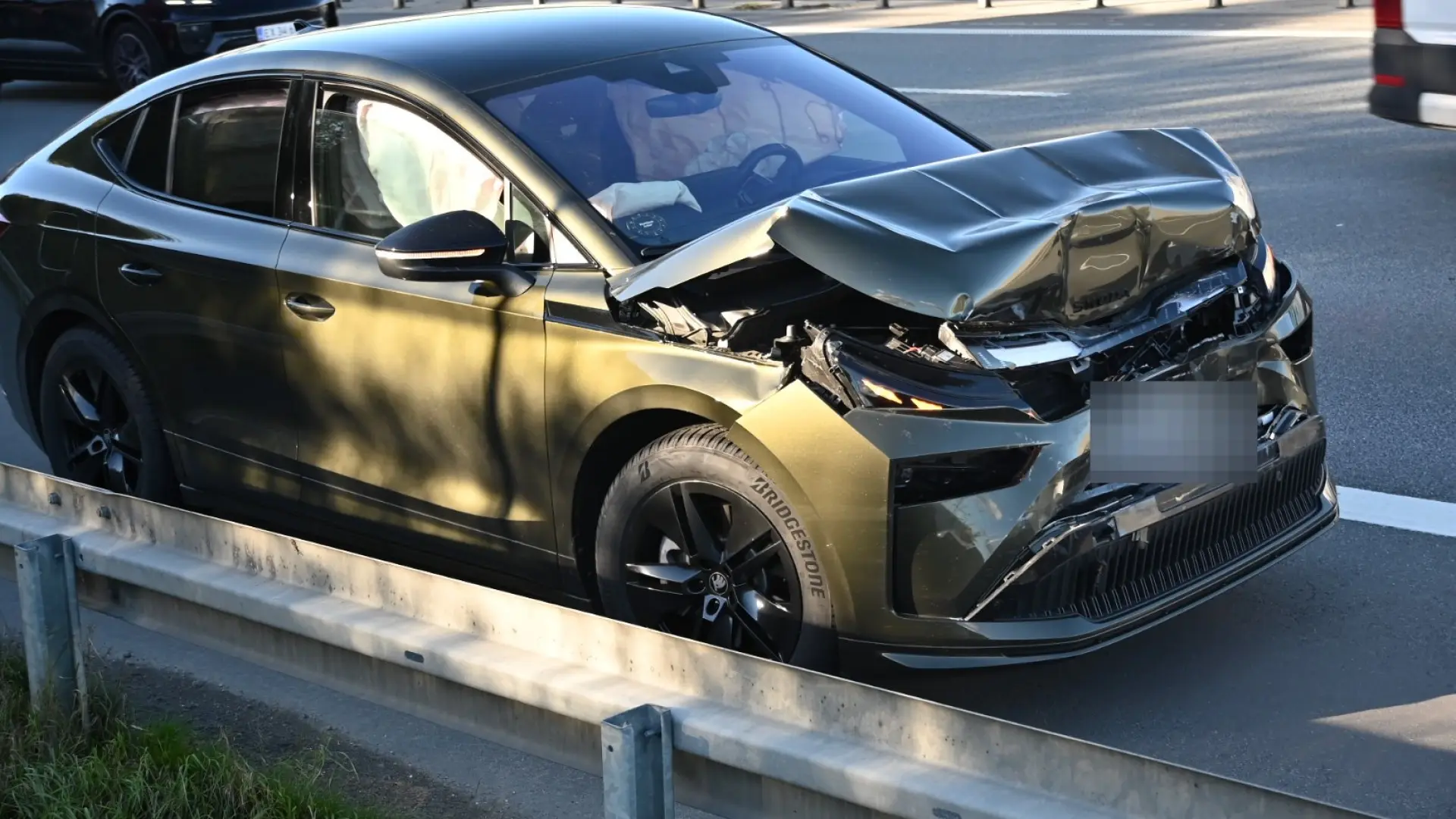 Kø vokser efter uheld på motorvej