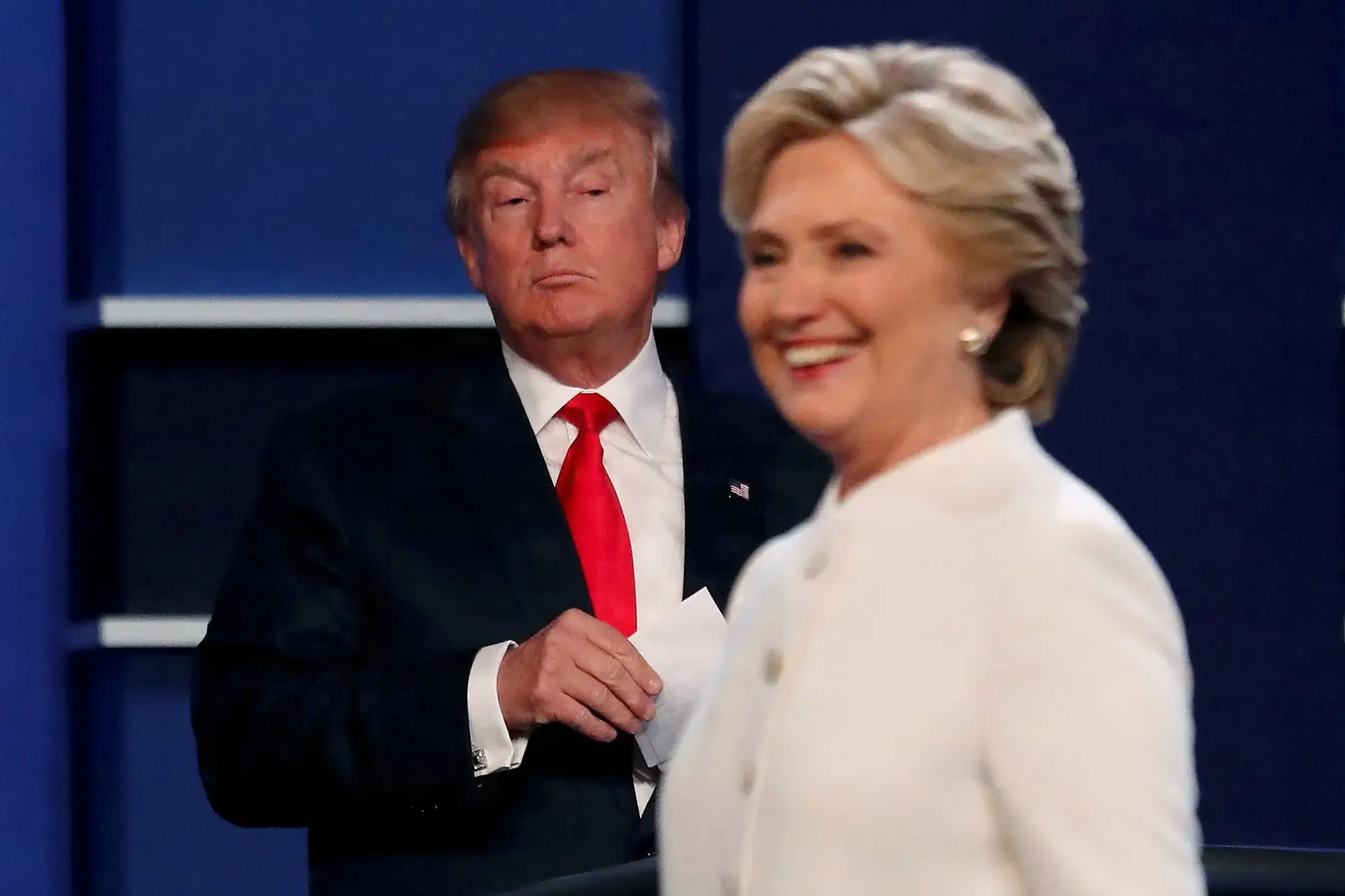 Trump beder højesteret genoplive hans sag mod Hillary Clinton