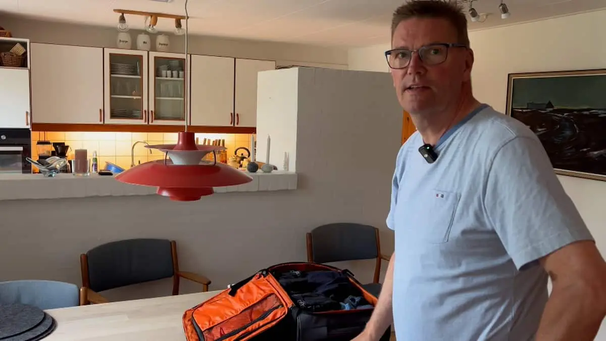 Når magten flytter ind, rykker mange af de lokale væk under Folkemødet