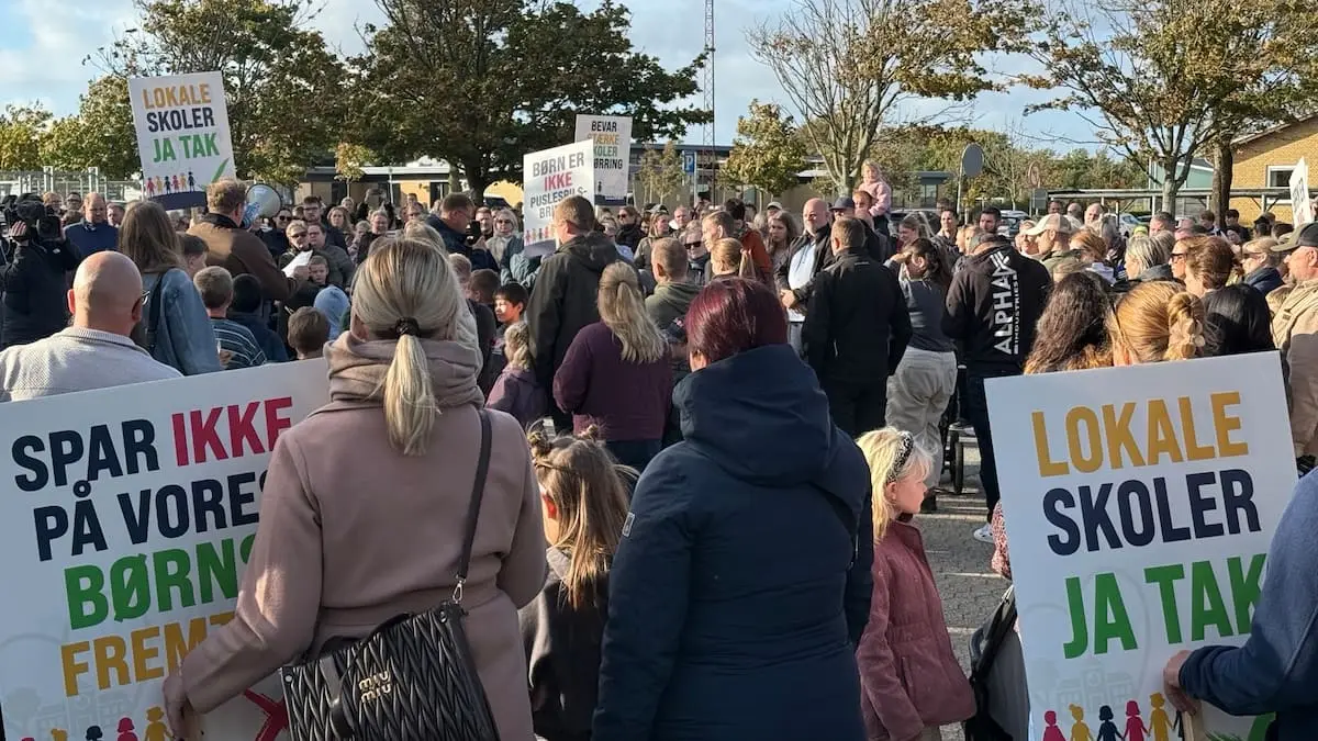 Upopulære skolebesparelser taget af bordet i Hjørring