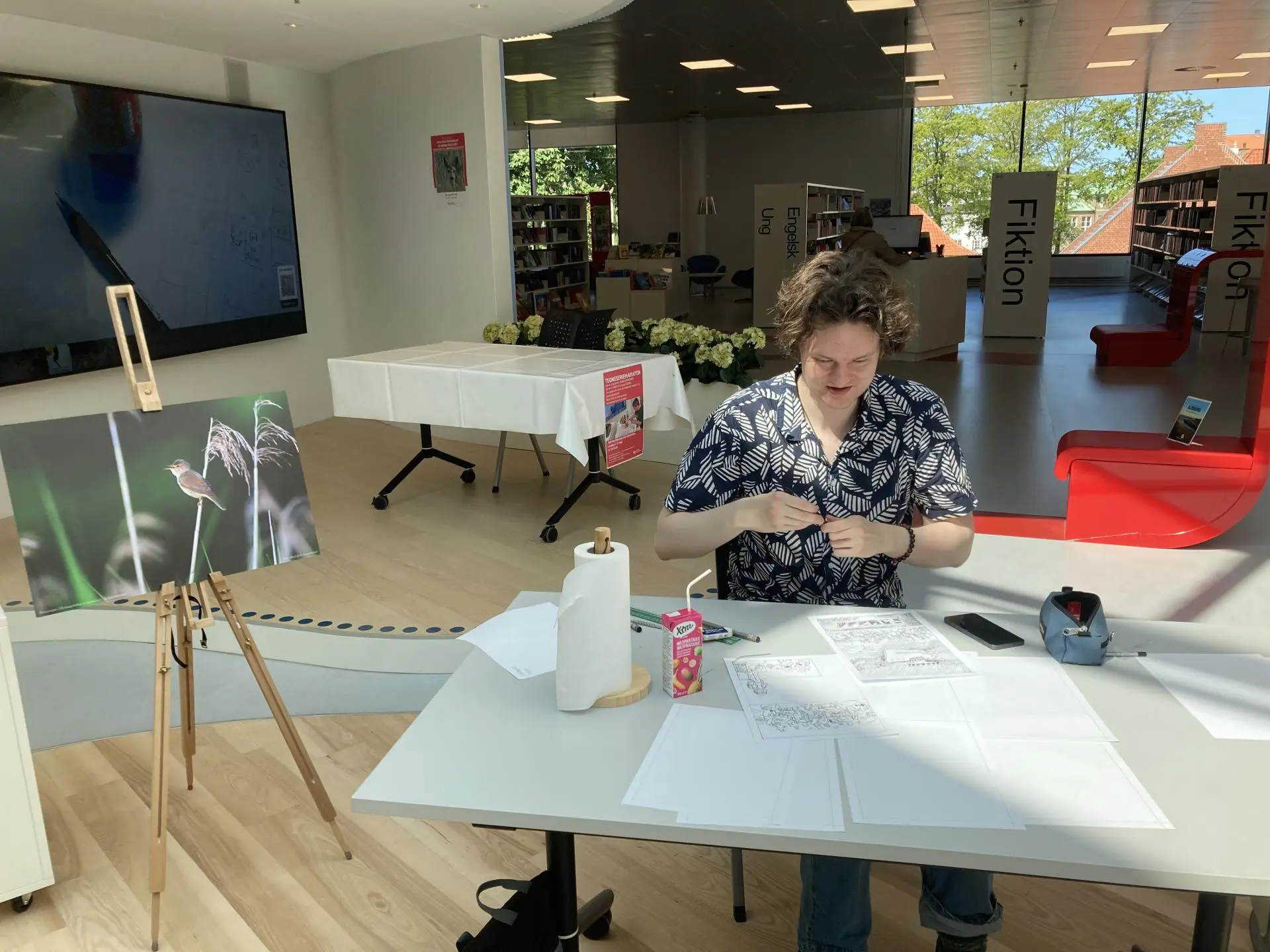 Oplev live-tegning på biblioteket!