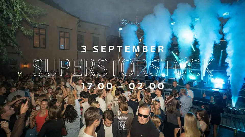 Superstorstock på Stockholms nation!