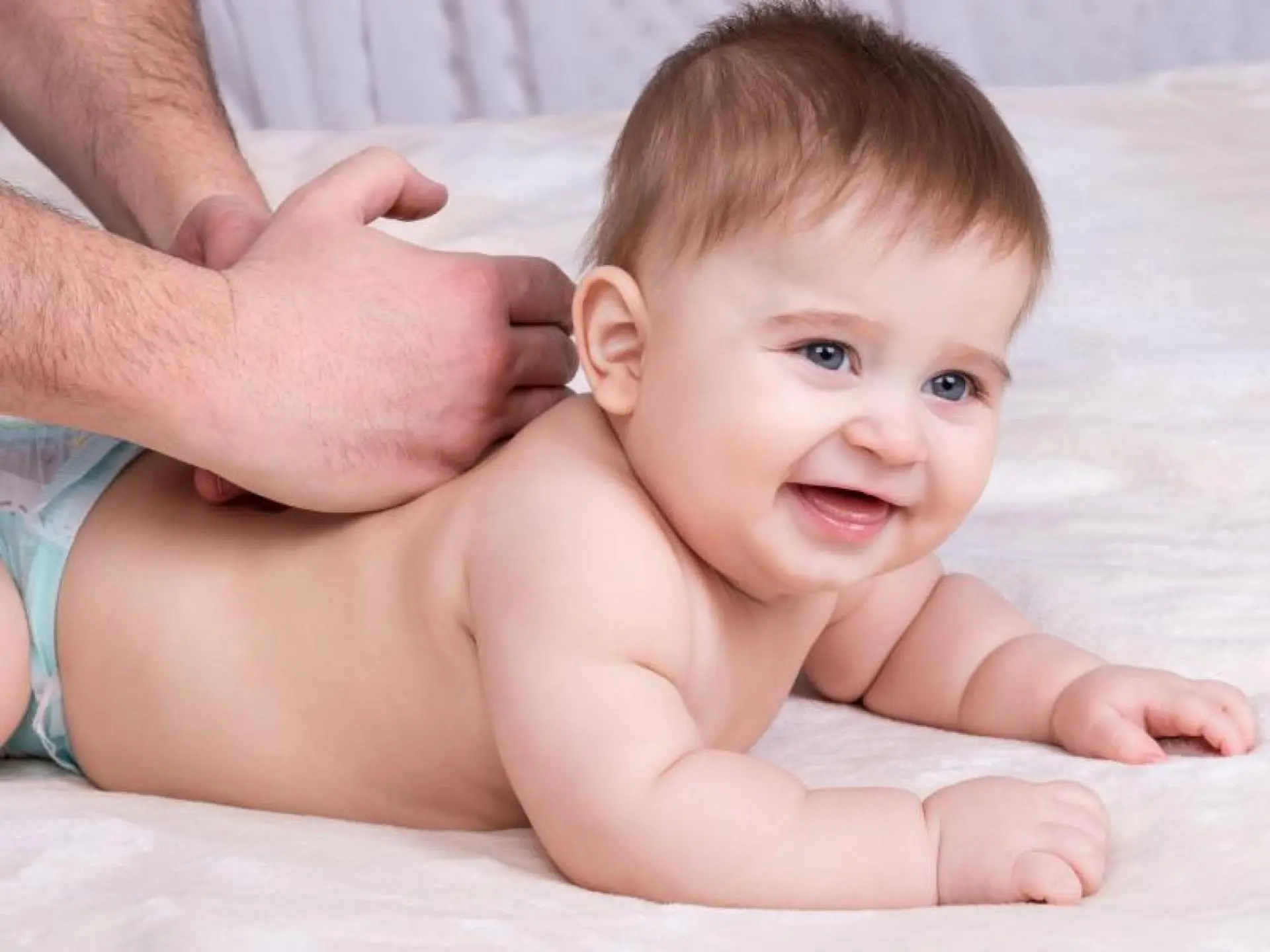 Maveleje-lege & Babymassage (baby 0-8 mdr.)