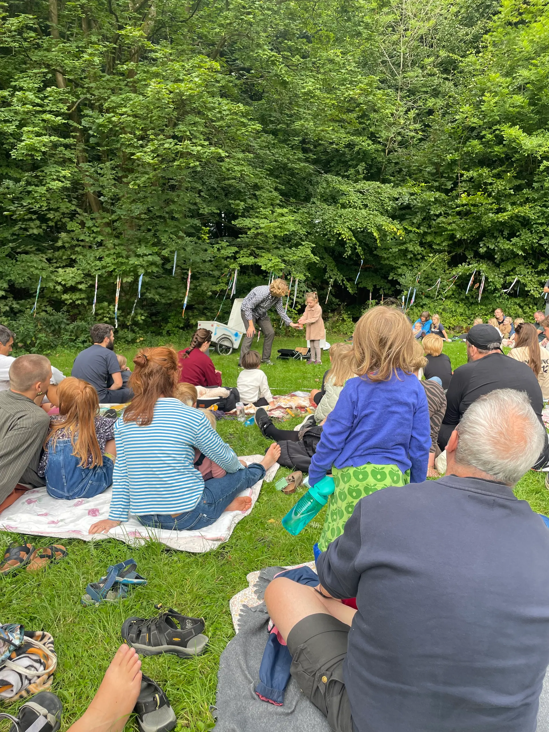 Magisk Trylleshow i skoven