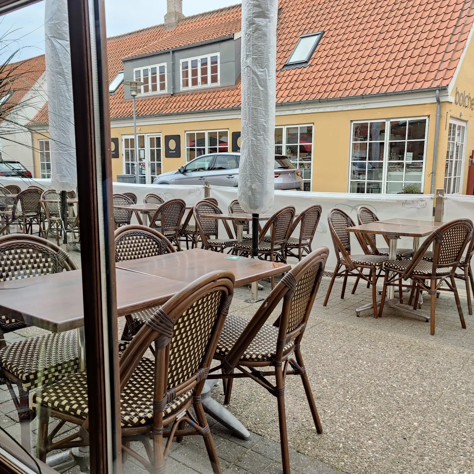 Green's Pub og Café